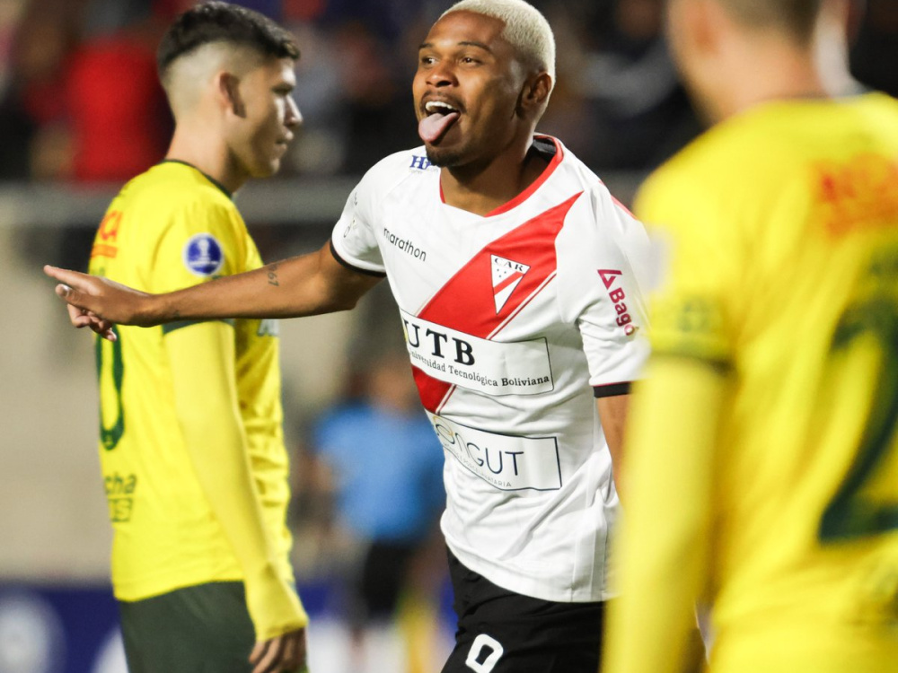 Always Ready superó 3-0 a Defensa y Justicia