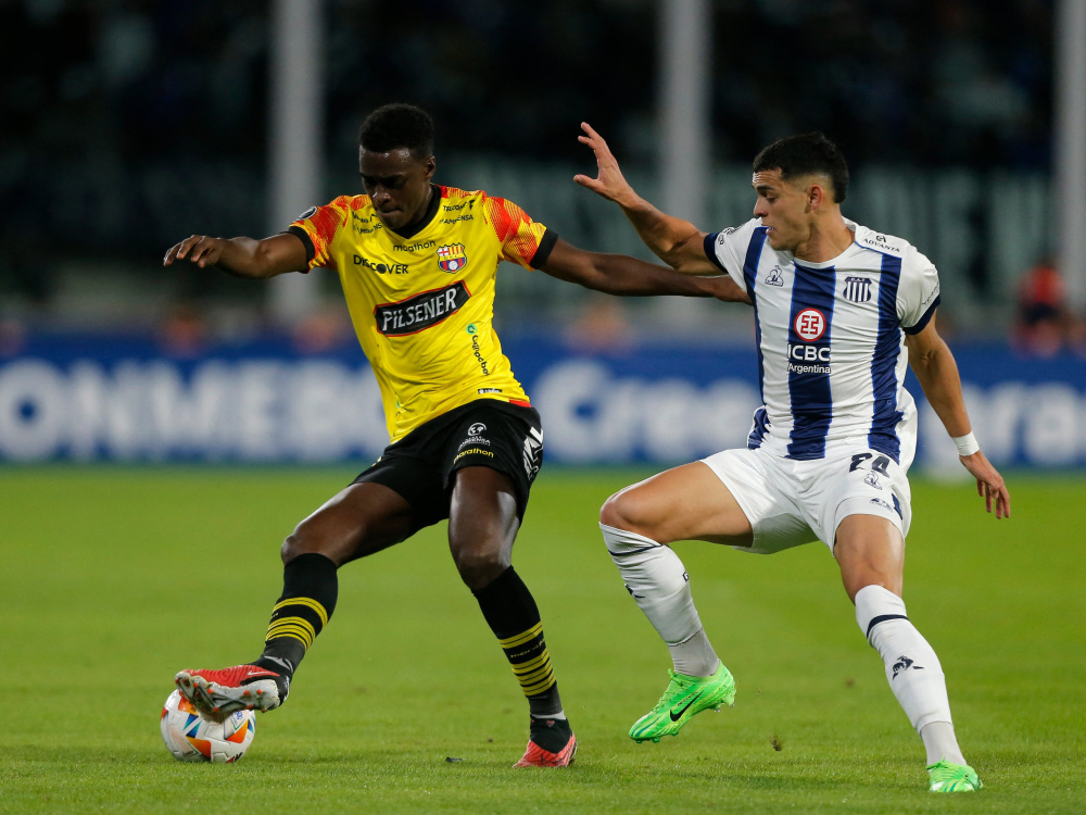Talleres derrotó 3-1 a Barcelona de Ecuador