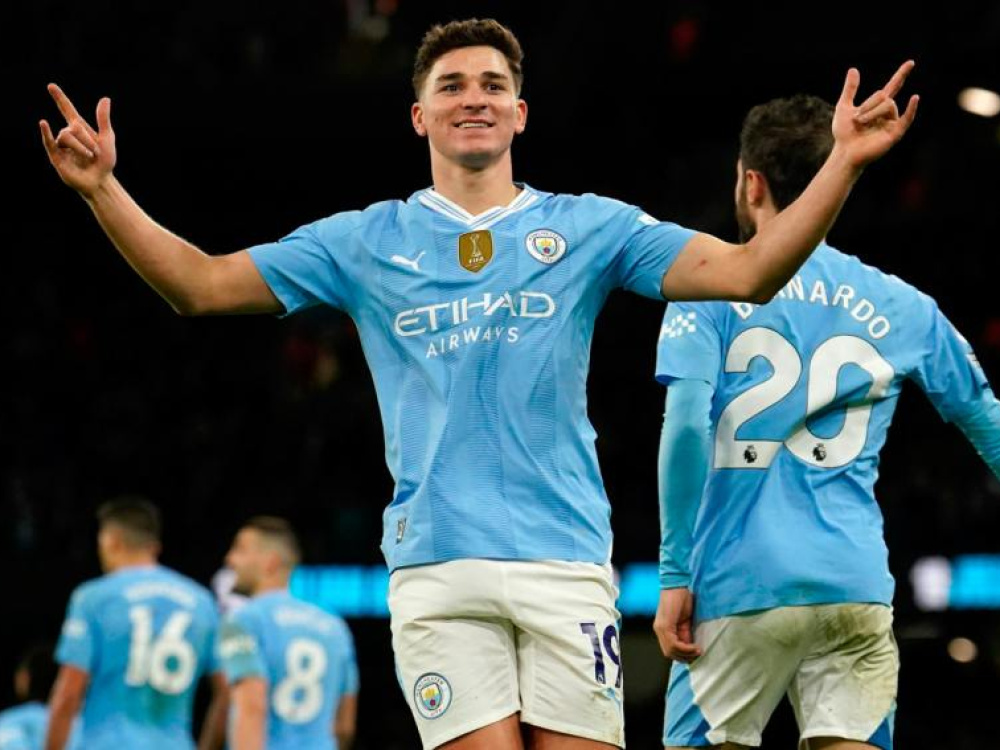 Julián Álvarez busca la semifinal de Champions League con el City