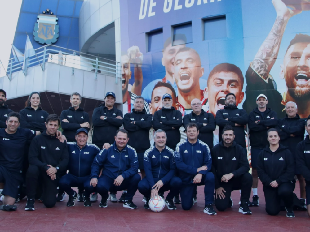 Curso para Formadores de Entrenadores de la FIFA/Conmebol en Argentina