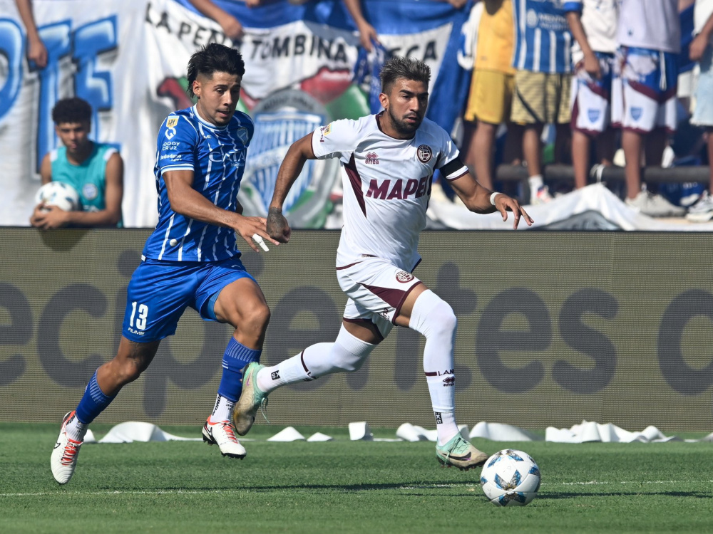 Godoy Cruz superó por la mínima a Lanús