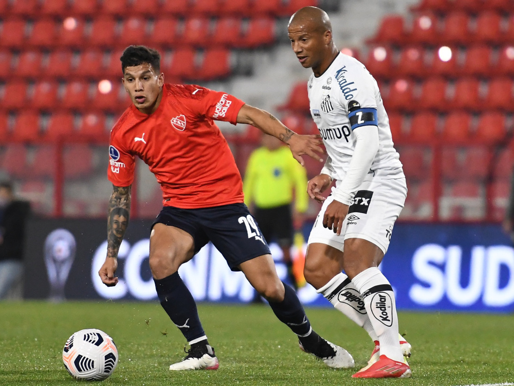 Tras igualar 1-1 ante Santos, Independiente quedó eliminado del certamen