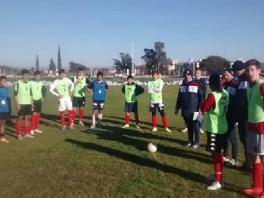 Las selecciones Sub 15 tendrán torneo