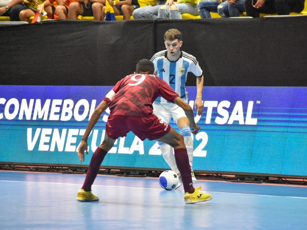 Argentina venció 3-0 a Venezuela y clasificó a semifinales