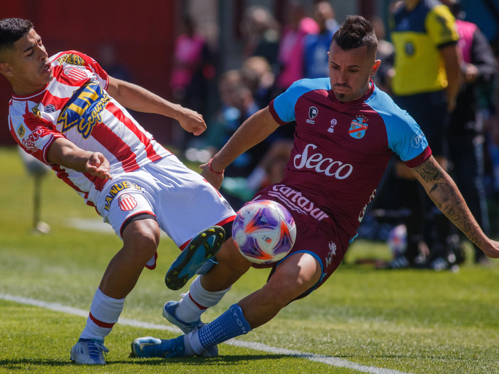 Barracas derrotó 2-1 a Arsenal
