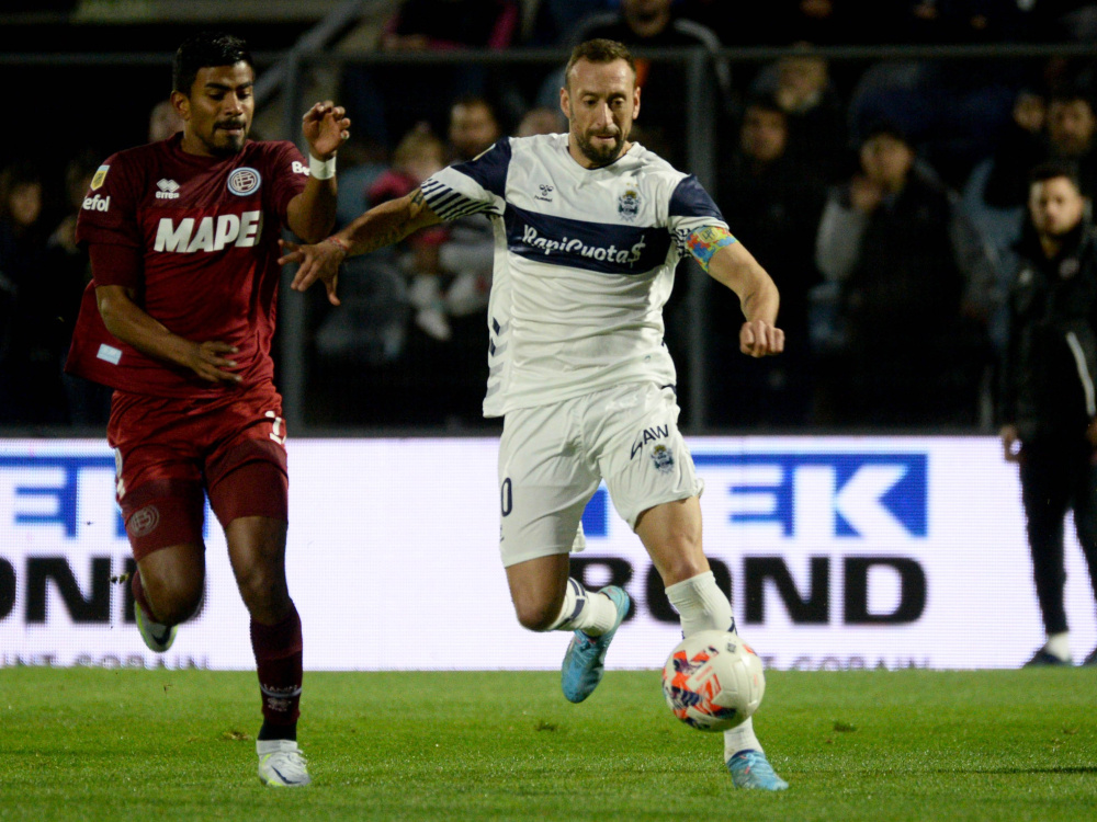 Gimnasia venció 1-0 a Lanús