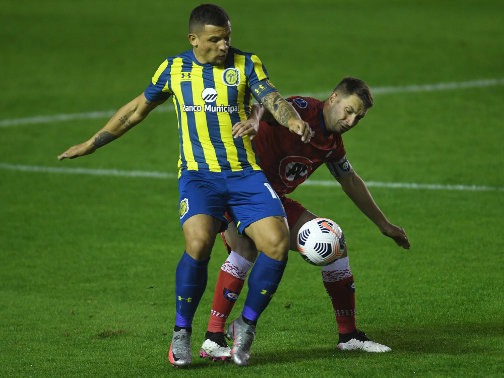 Triunfo de Rosario Central por 5-0 ante Huachipato