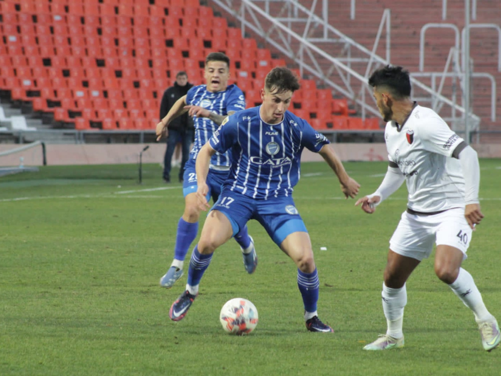 Fútbol en Mendoza: Godoy Cruz venció 1-0 a Colón