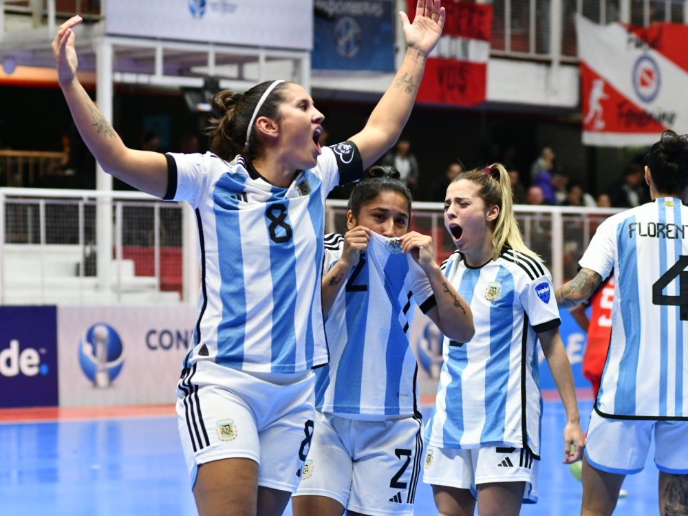Argentina derrotó 11-0 a Perú en su debut de la Copa América de Futsal Femenino