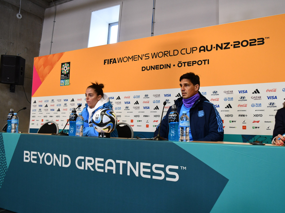 Conferencia de prensa de Mariana Larroquette y Germán Portanova