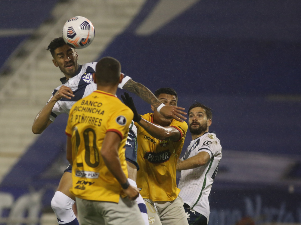 En Liniers, Vélez venció 1-0 a Barcelona de Ecuador