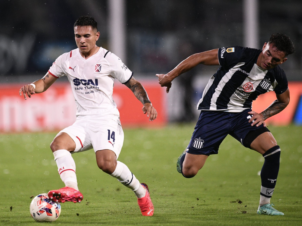 Independiente logró un triunfo agónico por 2 a 1 frente a Talleres
