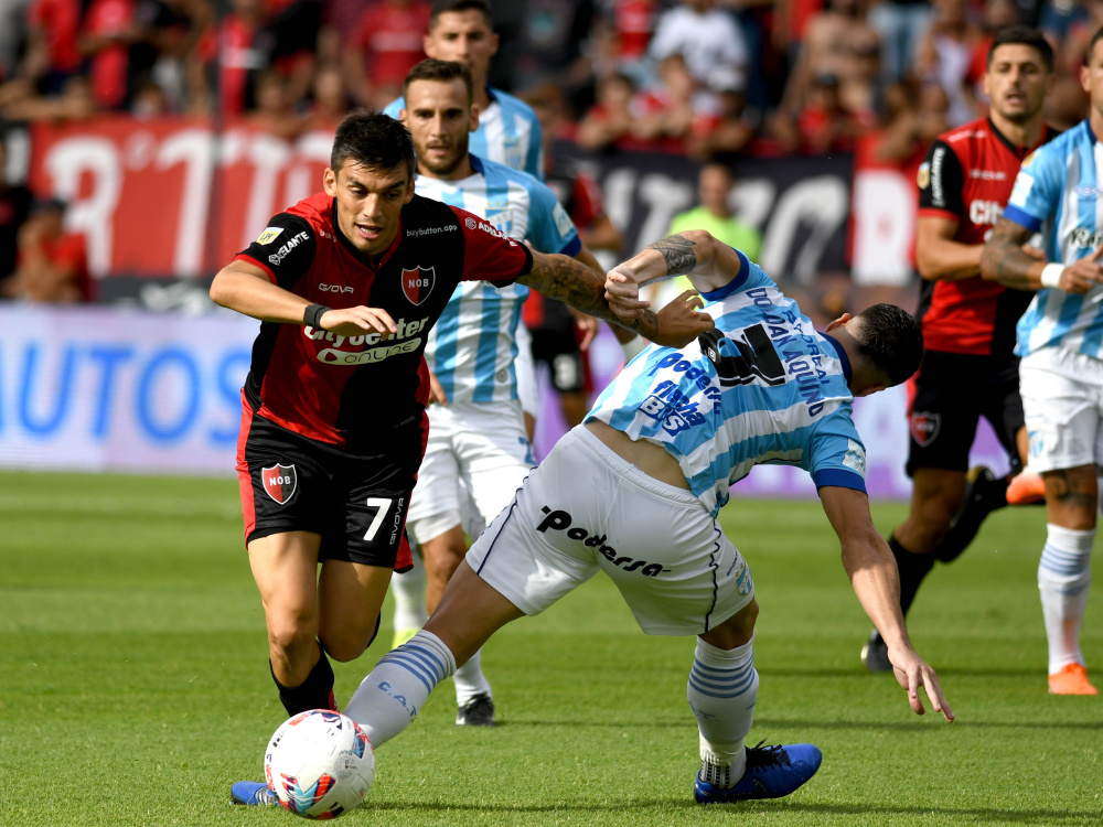 Newell's goleó 4-0 a Atlético Tucumán 