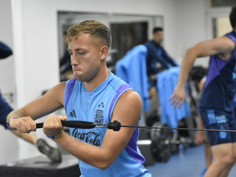 Fútbol Playa: La Selección entrenó en uno de los gimnasios del Predio