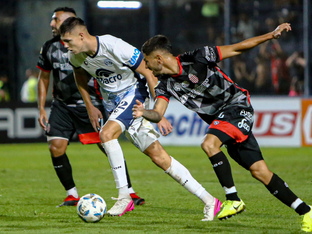 Independiente Rivadavia cayó 3-1 ante Barracas Central