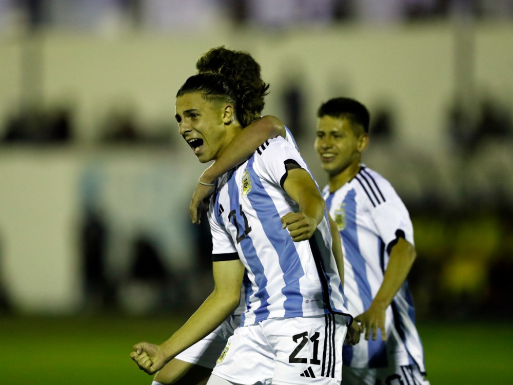 La Sub 17 de Argentina derrotó 4-0 a Perú por la Copa Ciudad de Ezeiza