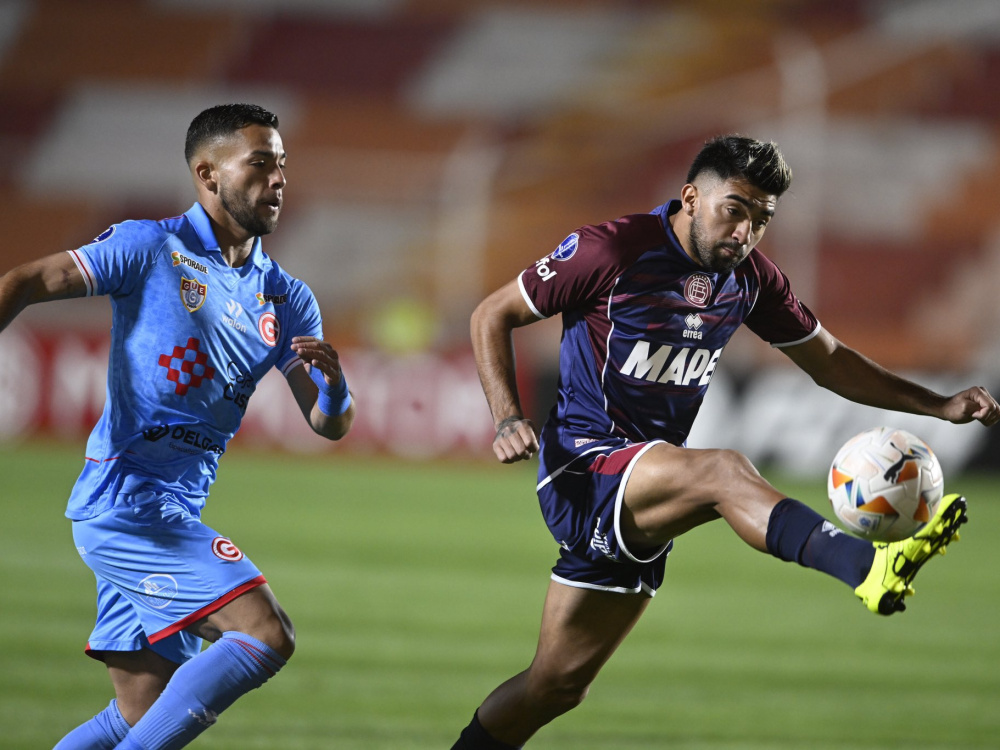 Lanús superó a Deportivo Garcilaso en el cierre de la jornada