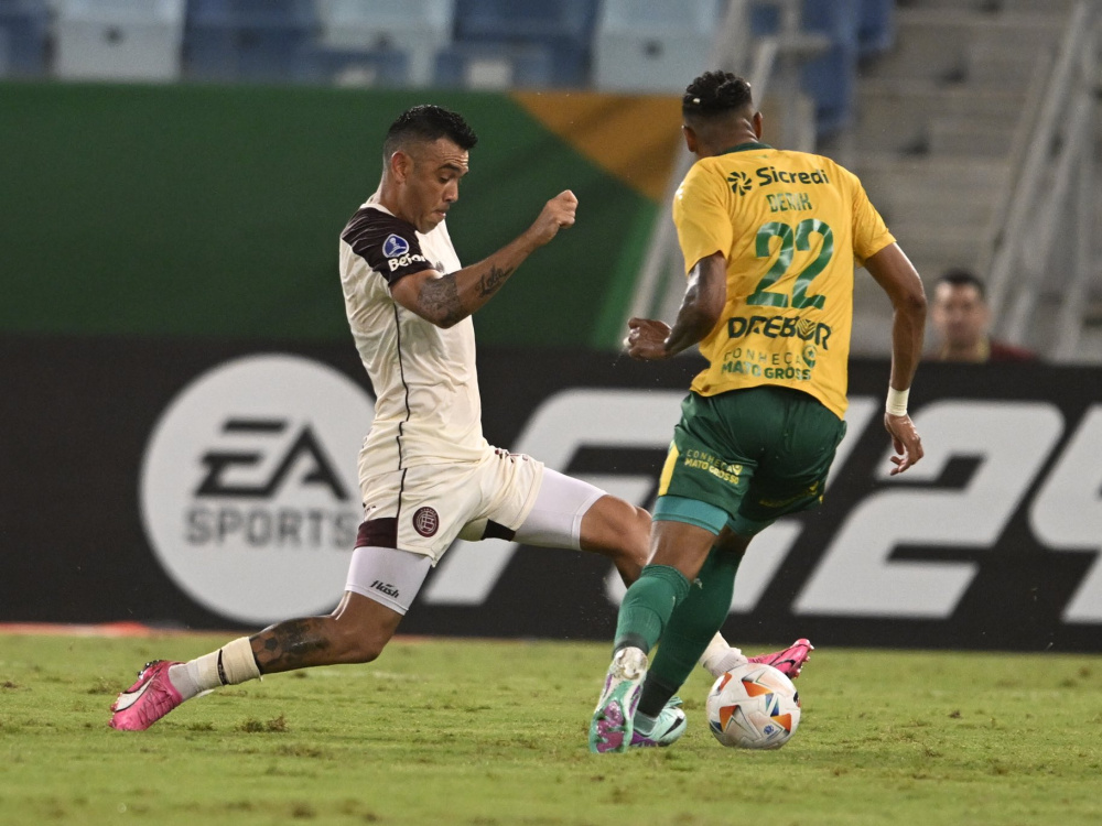 Lanús empató 1-1 con Cuiabá
