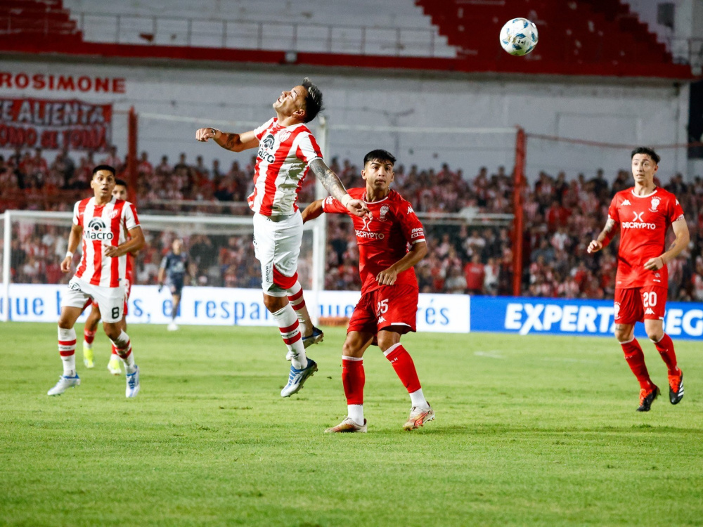 Instituto le ganó 2-0 a Huracán 