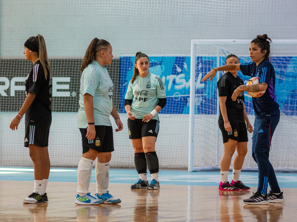 La preselección Sub 20 de Futsal Femenino continúa con sus entrenamientos