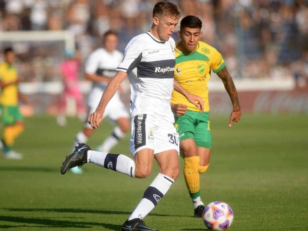 En La Plata, Defensa y Justicia le ganó 2-0 a Gimnasia
