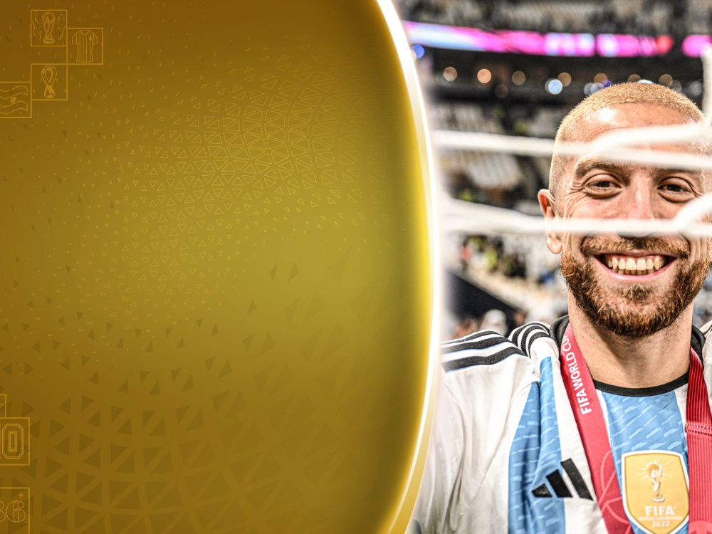 "Felices Fiestas y no se olviden: somos campeones del mundo", dijo el Papu Gómez