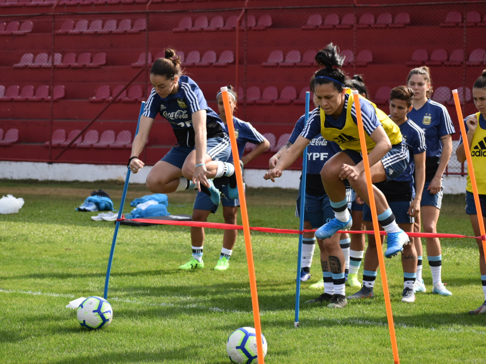 Último entrenamiento de la Selección Femenina antes de enfrentar a Brasil