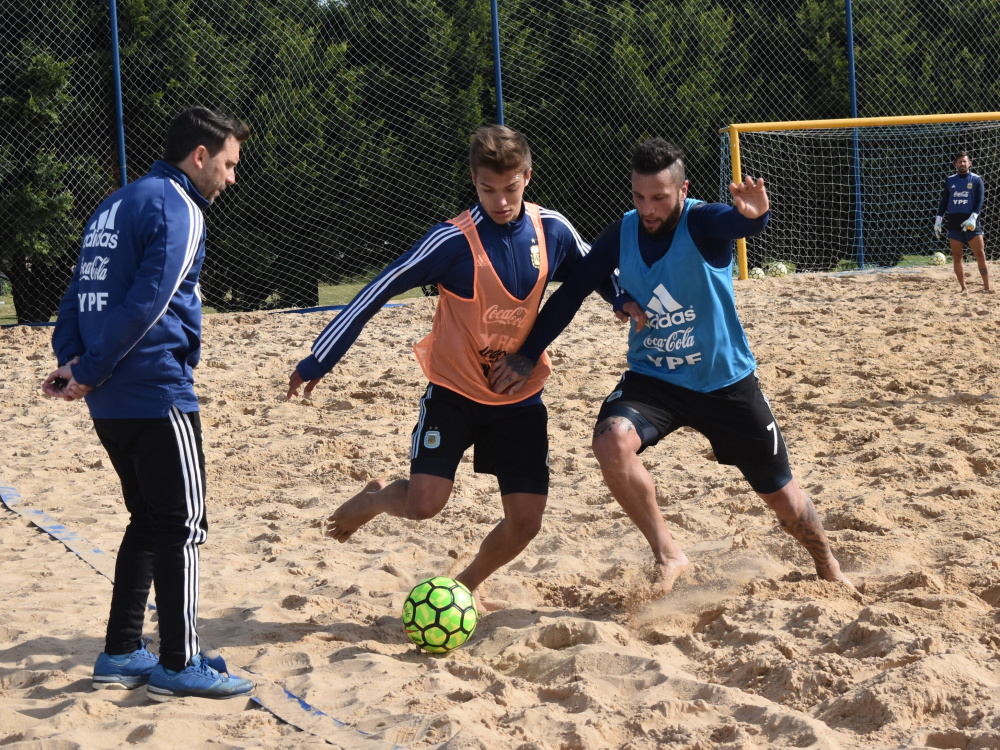 Las Selecciones de fútbol playa continúan con la preparación para la Liga Sudamericana