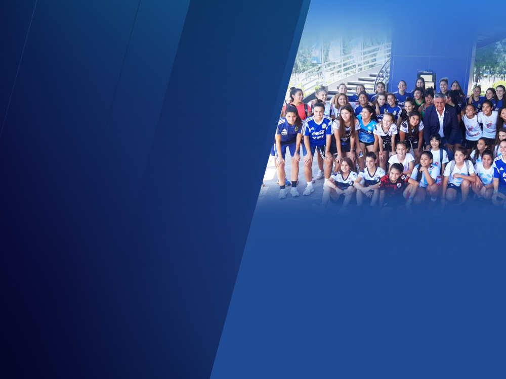 El Presidente Claudio Tapia despidió a la Selección de futsal femenino que jugará la Copa América