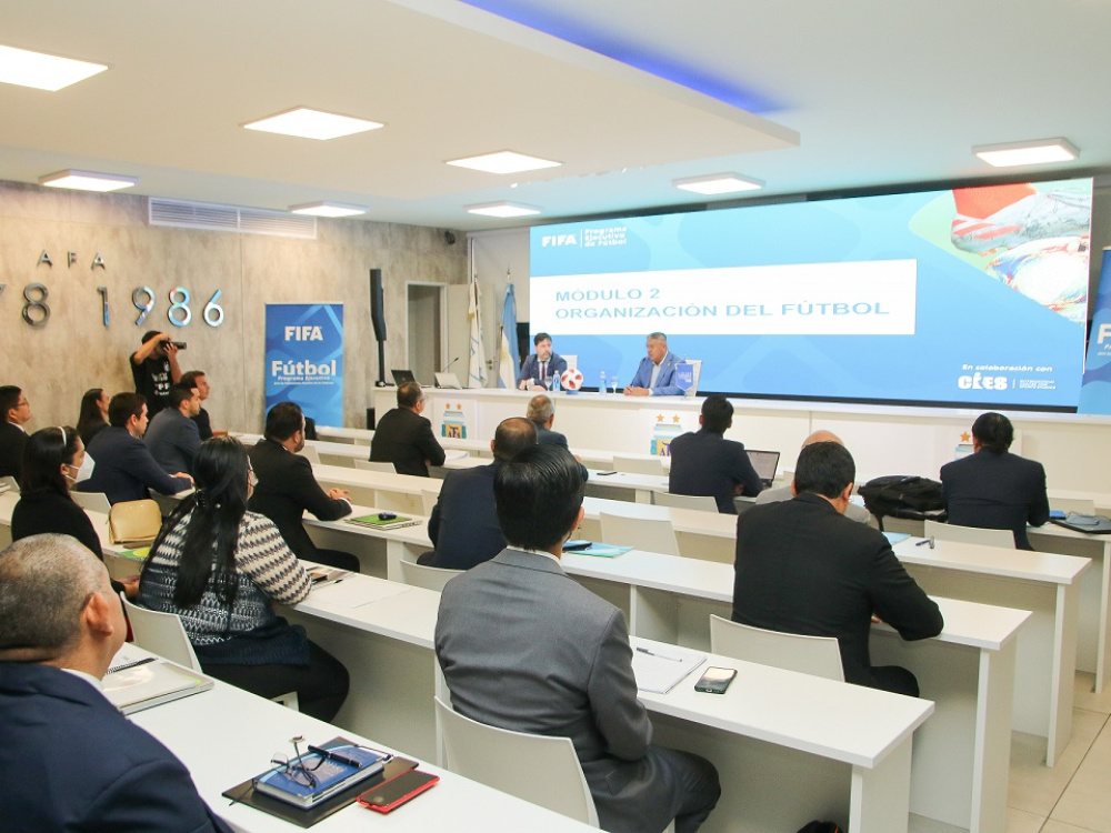 Se realizó en nuestro país el Programa Ejecutivo del Fútbol de la FIFA