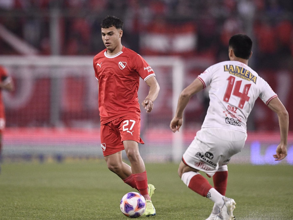 Independiente y Barracas igualaron 2-2 en Avellaneda