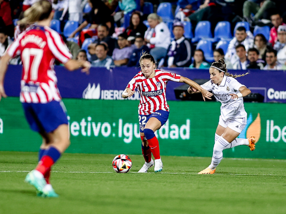 Estefanía Banini, campeona de la Copa de la Reina con el Atlético de Madrid