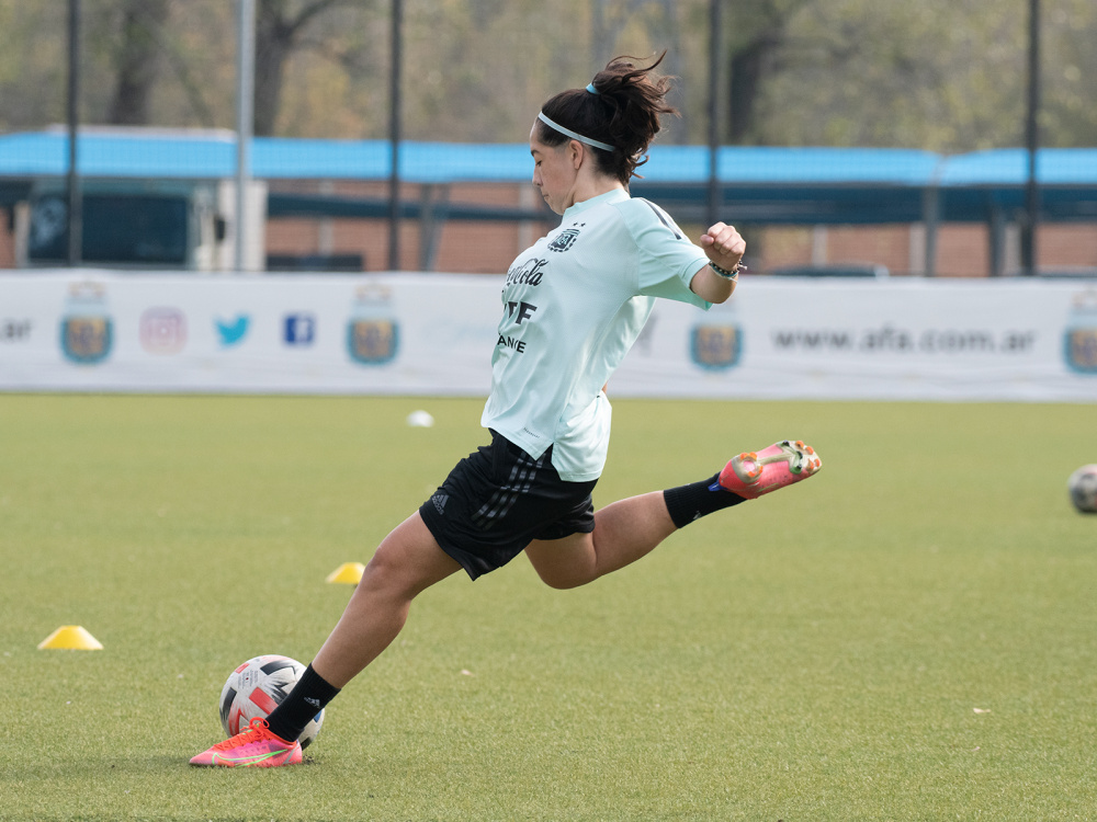 Martes de práctica para la preselección Sub 17 femenina