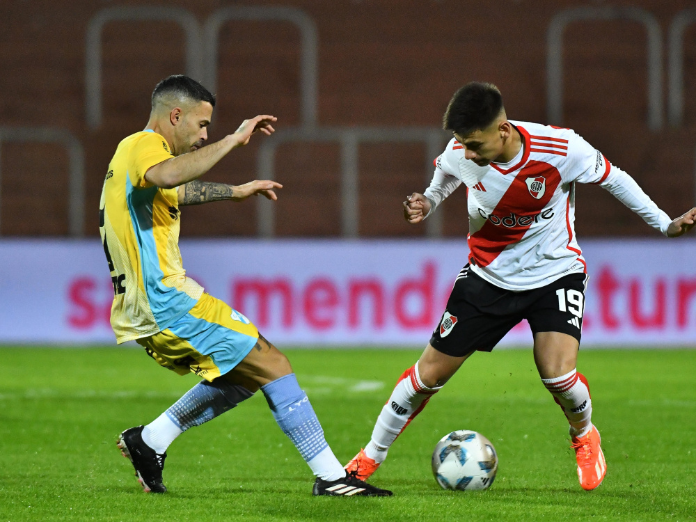 Temperley superó por penales a River y accedió a los octavos de final