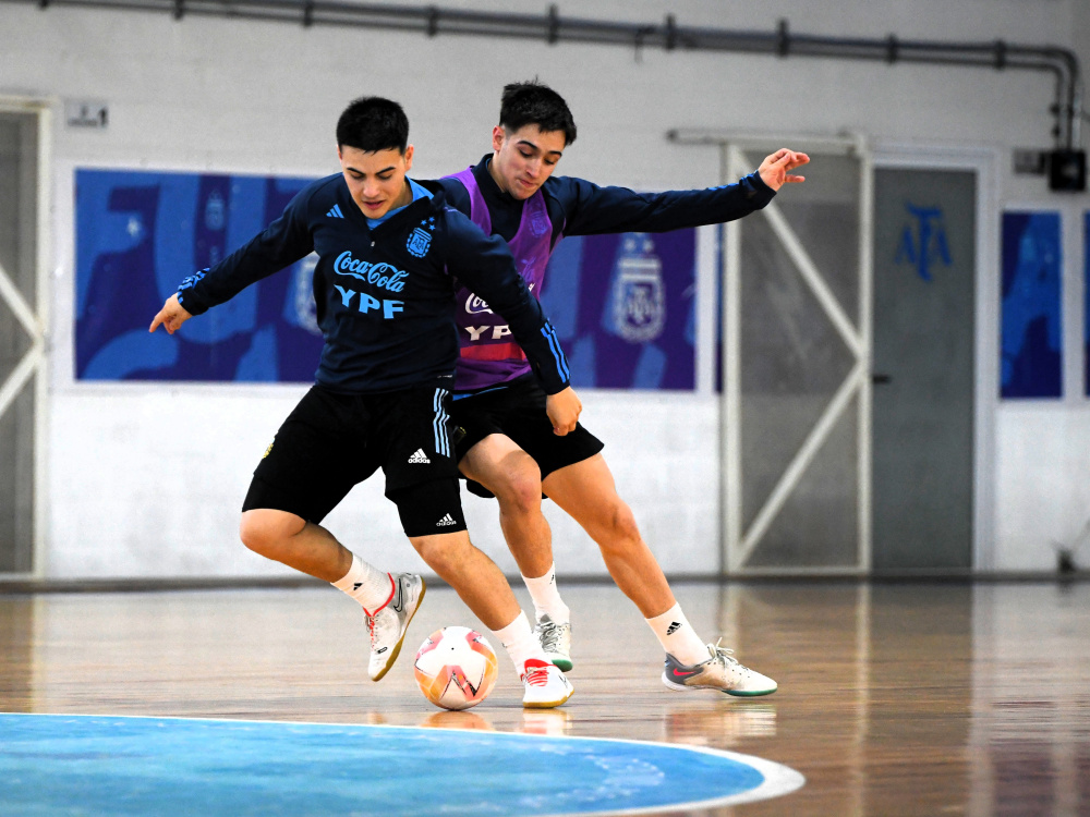 La Selección Sub 20 de futsal entrenó en primer turno y continúa su preparación para la Liga Evolución