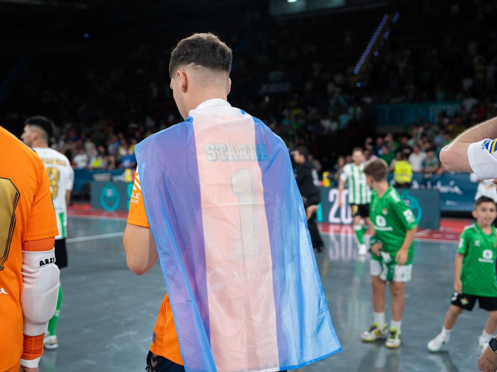 Gonzalo Starna, campeón de la Copa del Rey con el Real Betis Futsal