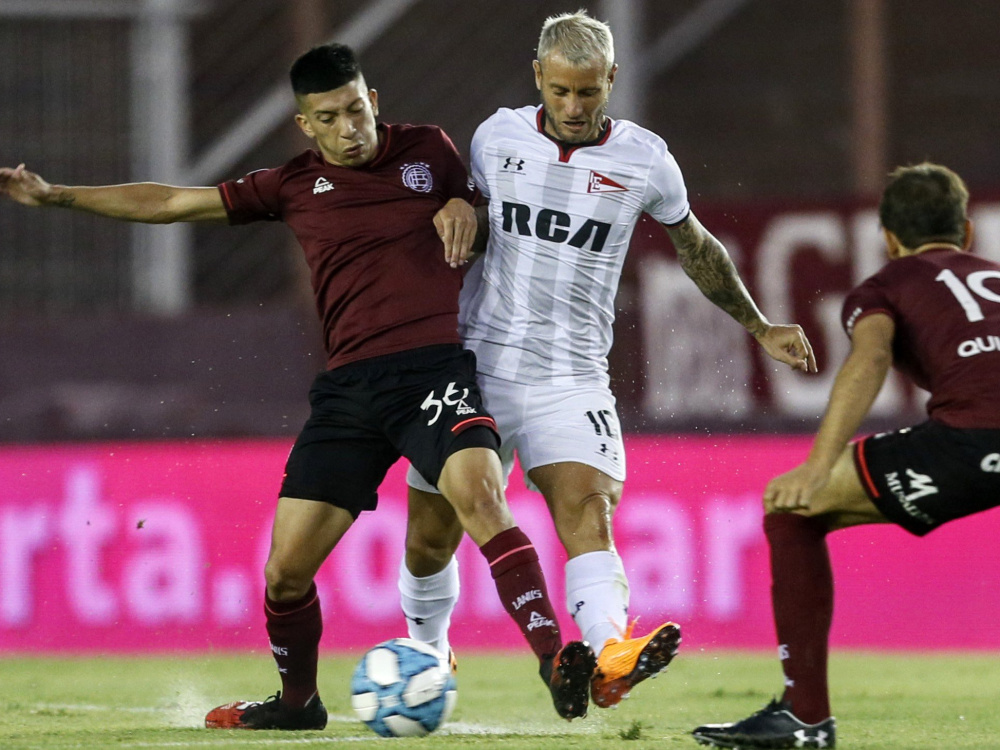 Lanús y Estudiantes igualaron 1-1 en la continuidad de la fecha 22