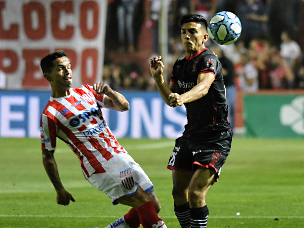 En Santa Fe, Unión derrotó 1-0 a Huracán