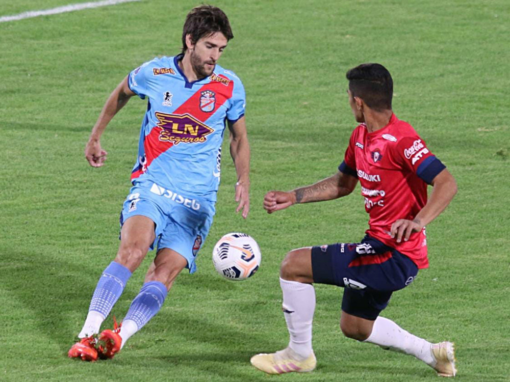 Como visitante, Arsenal venció 2-1 a Wilstermann