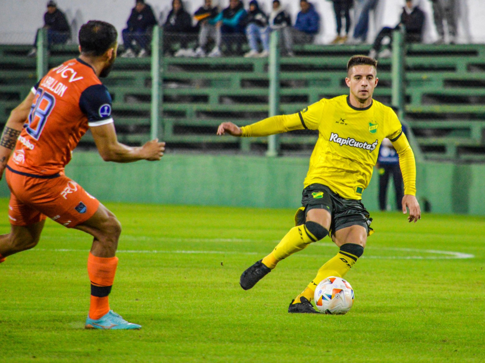 Universidad César Vallejo venció 1-0 a Defensa y Justicia