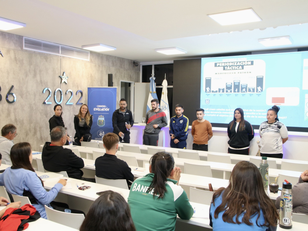 Se realizó el curso técnico de Fútbol Femenino Juvenil