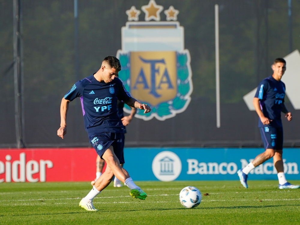 Actividad vespertina de la Selección Argentina de cara a su compromiso ante Uruguay