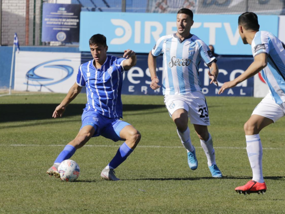 Atlético Tucumán le ganó 2-1 a Godoy Cruz
