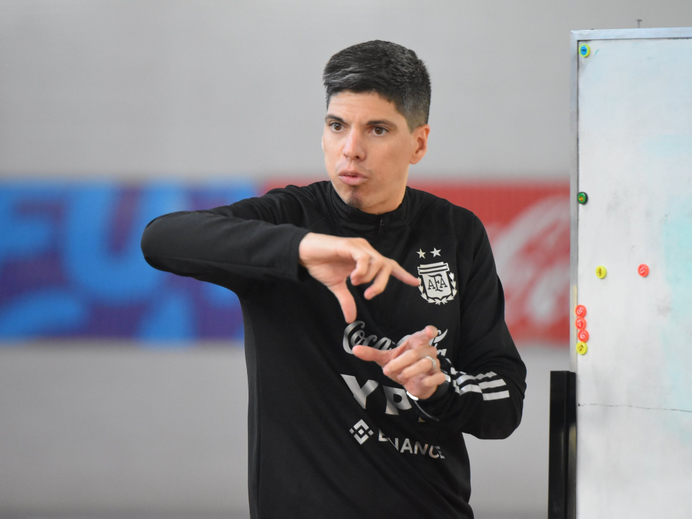 Segunda jornada de trabajo de la Selección de Futsal de cara a los partidos con Vietnam