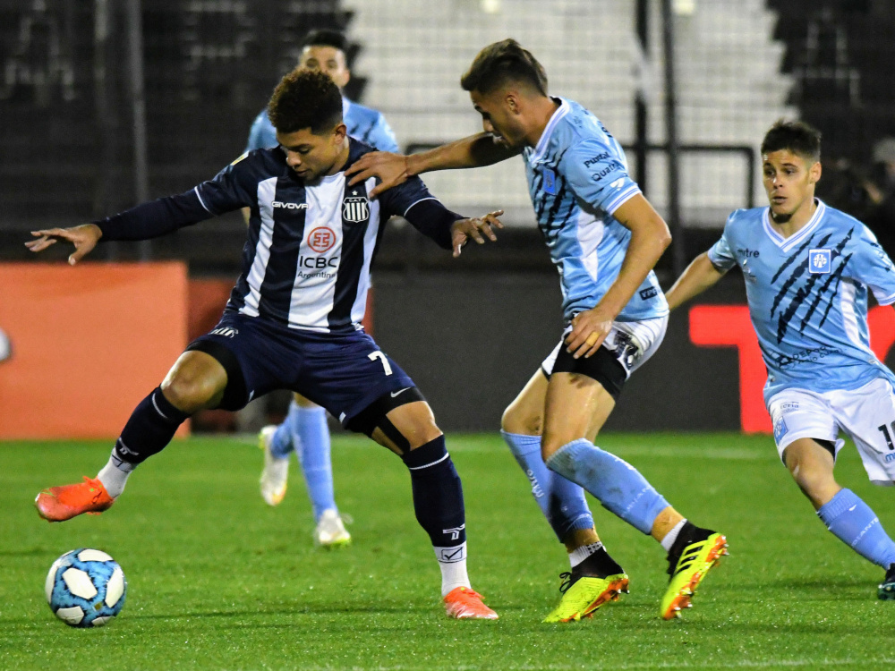 Por penales, Talleres superó a Estudiantes (Río Cuarto) y se clasificó a los cuartos de final