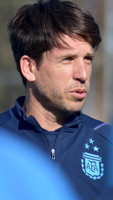 Diego Placente: "Lo principal es pasar la fase de grupos para luego ilusionarse con lo que sigue”