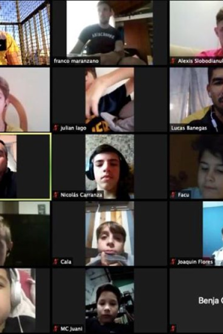 Los chicos continúan su entrenamiento a través de plataformas digitales