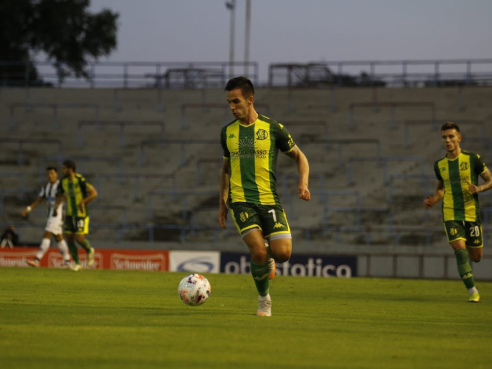 En el inicio de la fecha 5, Central Córdoba derrotó 2-1 a Aldosivi