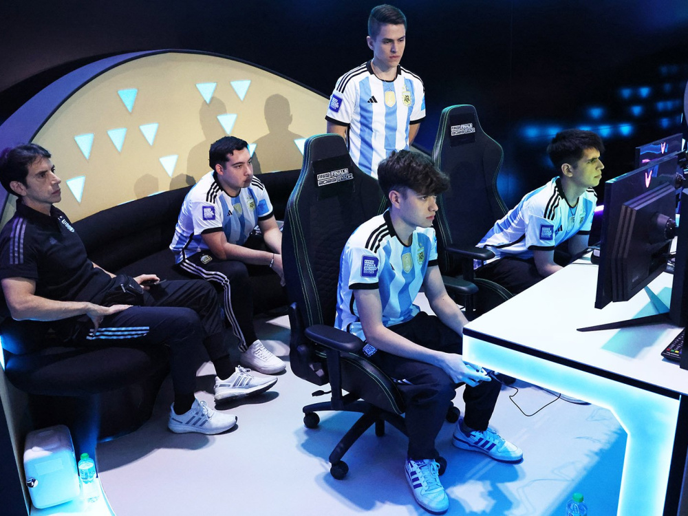 Argentina encabeza las posiciones de su grupo en el primer día del mundial FIFA 23 