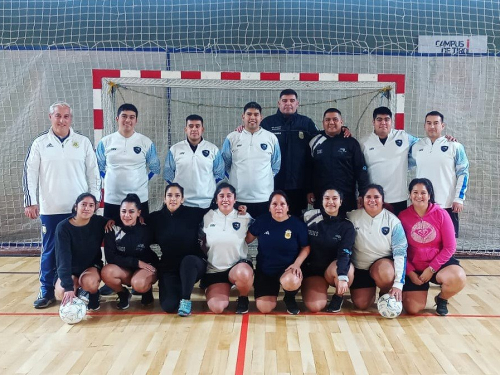 Se realizó una capacitación para árbitros de Futsal en Bariloche